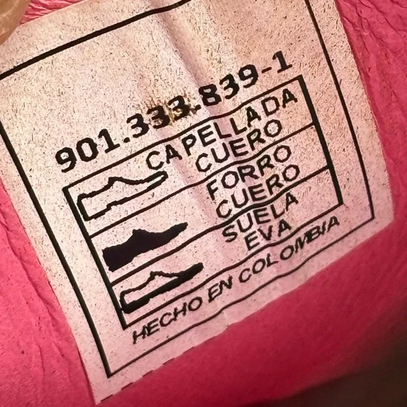 Stylish Brown Leather Loafers for Men - Picture 4 of 9